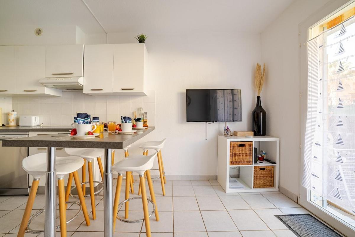 Mazet Climatise Rdj Plages Parking Wifi Gratuit La Londe-les-Maures Exteriör bild